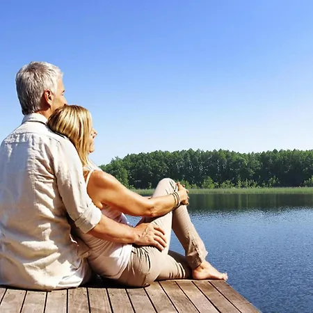 Im Mirow 度假居 Granzow