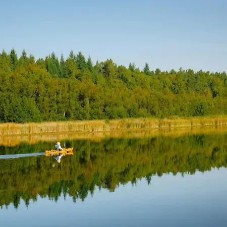 Im Mirow 度假居 Granzow